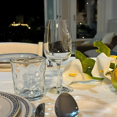 شقة La Casa Di Gino In The Centre With Sea View *